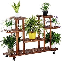 ** Descubre las Ventajas de Usar Soportes y Estanterías para Macetas